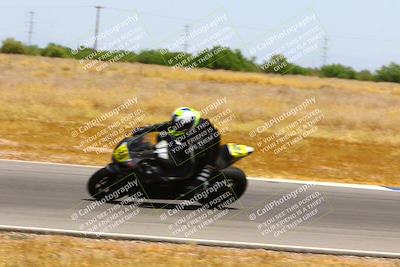 media/Apr-30-2023-CRA (Sun) [[020fcf5d43]]/Race 3-1000 Amateur Supersport/